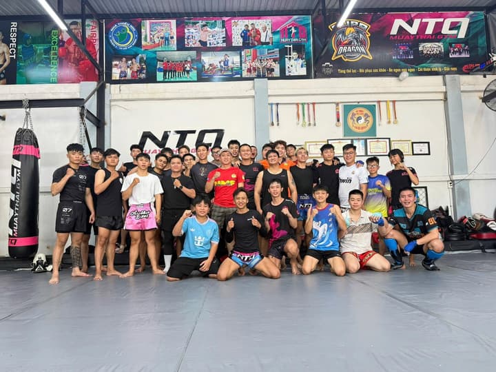 Lớp võ thuật Boxing và Muay Thai thực chiến tại 175 Team