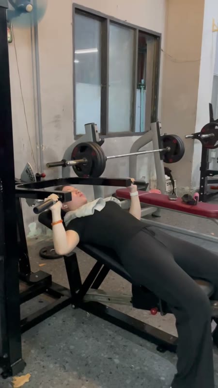 PT Cá Nhân: Hỗ Trợ Đẩy Tạ